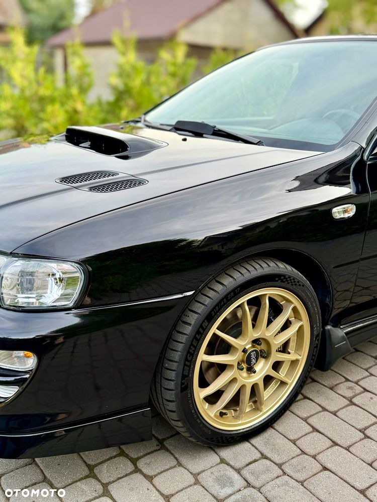 Subaru Impreza 2.0 GT - 24