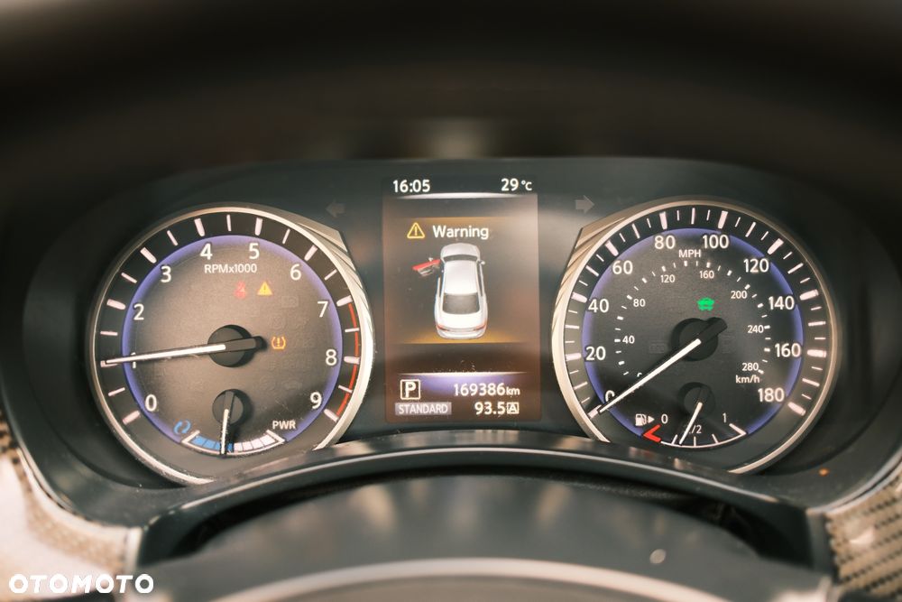 Infiniti Q50 - 20