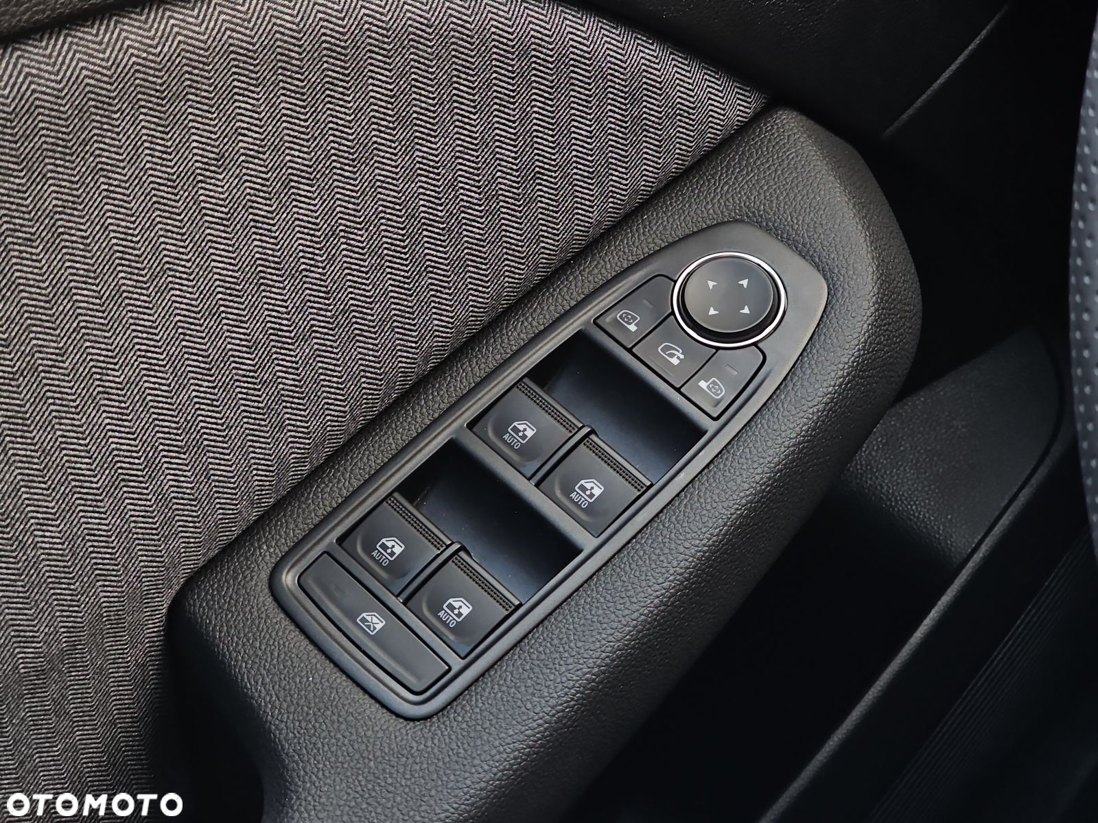 Renault Clio - 14