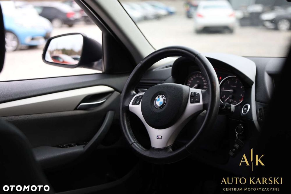 BMW X1 xDrive18d Sport Line - 37