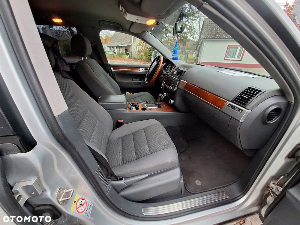 Volkswagen Touareg - 4
