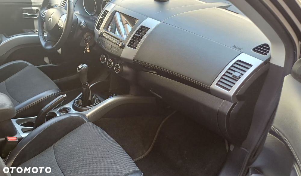 Mitsubishi Outlander 2.0 2WD - 20