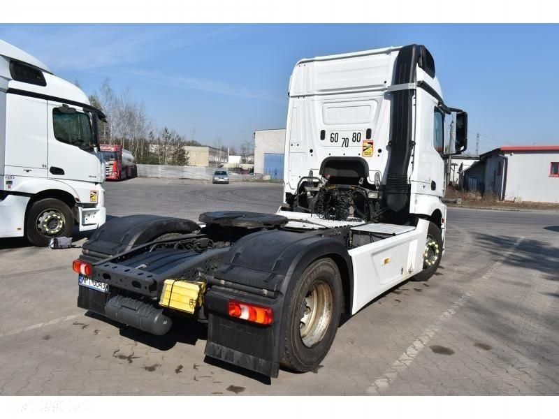 Mercedes-Benz Actros - 5