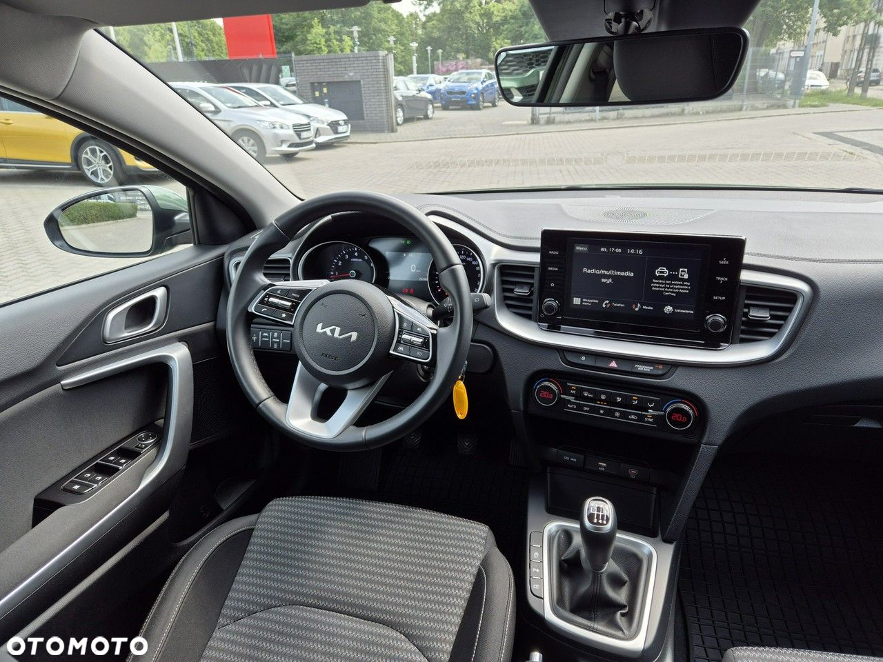 Kia Ceed - 17
