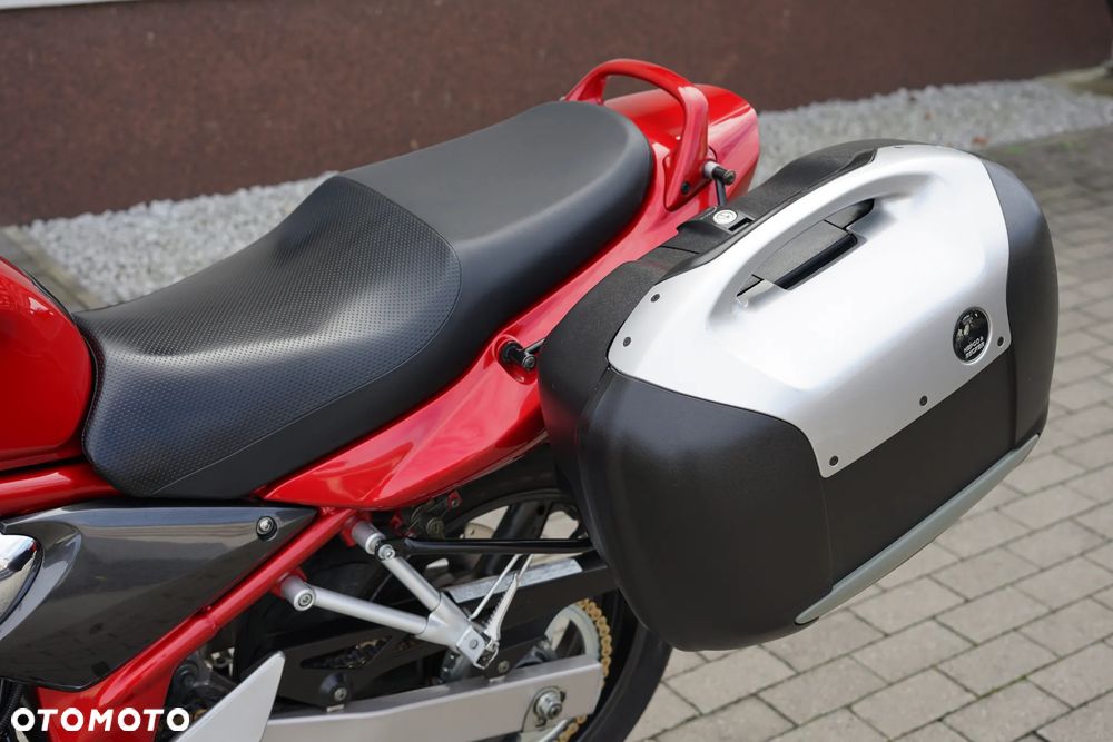 Suzuki Bandit - 25