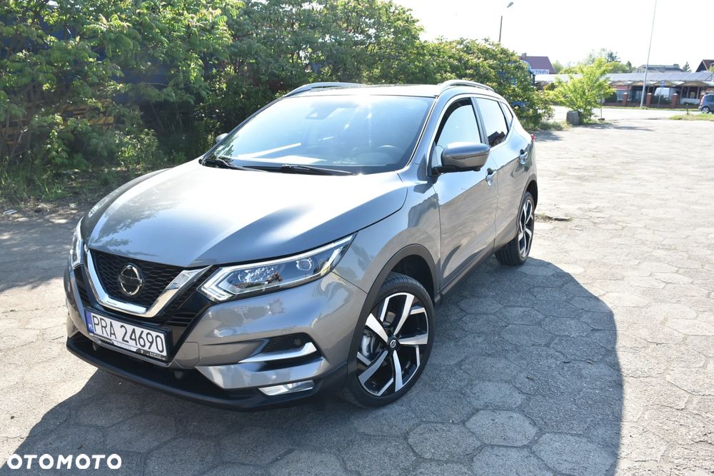 Nissan Qashqai 1.6 dCi DPF tekna - 1