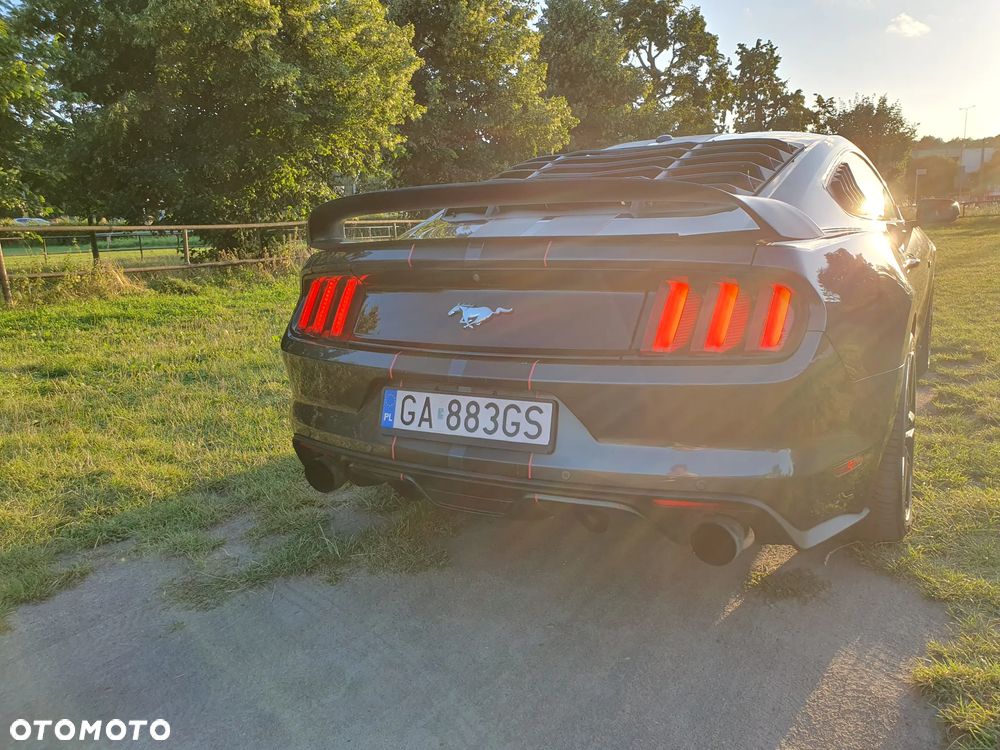Ford Mustang 2.3 EcoBoost - 8