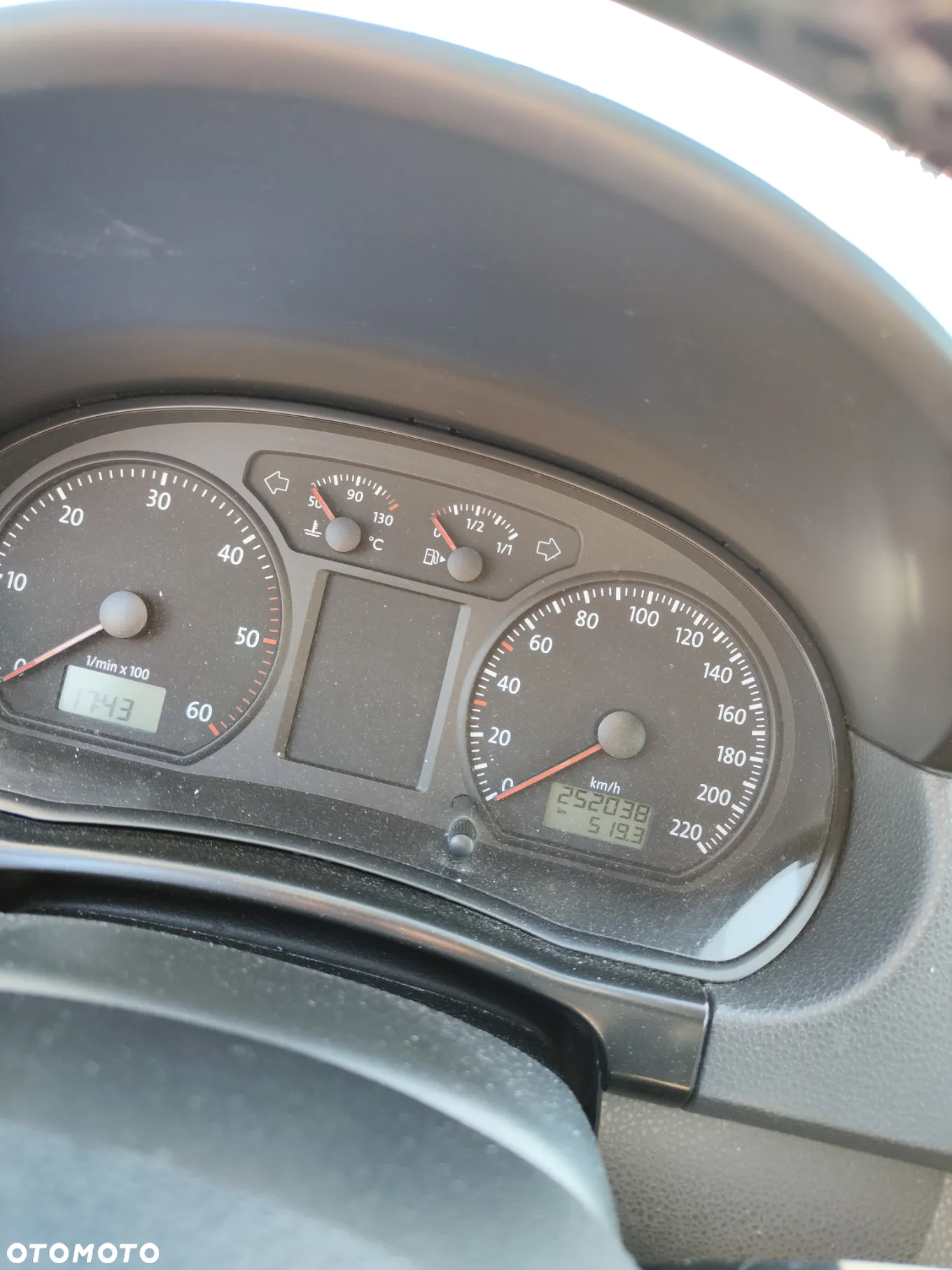 Volkswagen Polo 1.4 TDI Comfortline - 6