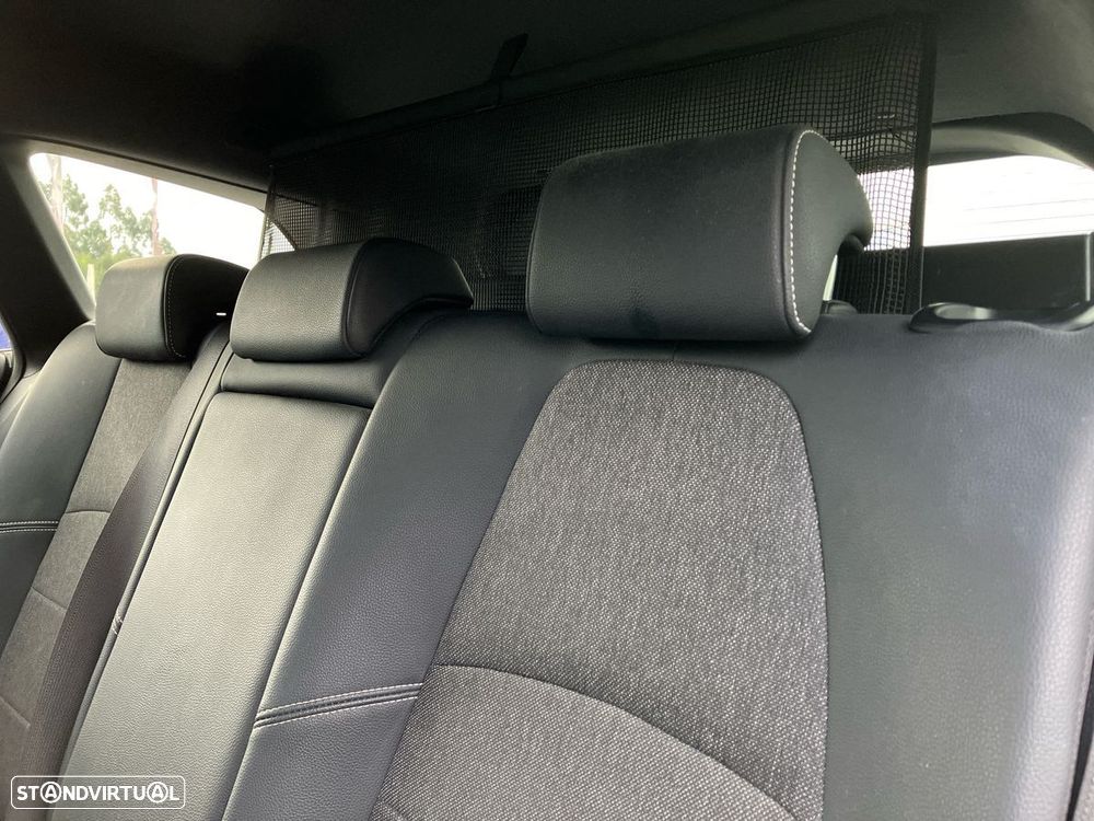 Toyota Corolla Touring Sports 1.8 Hybrid Comfort Plus - 21