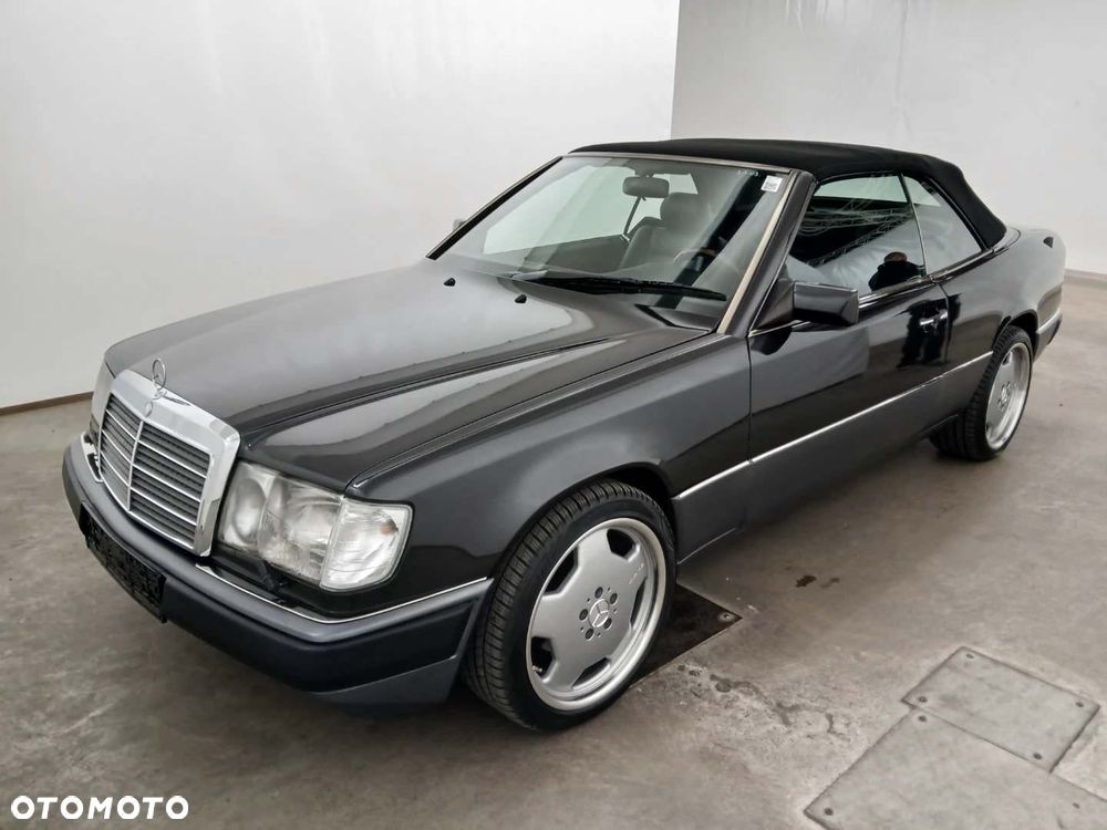 Mercedes-Benz W124