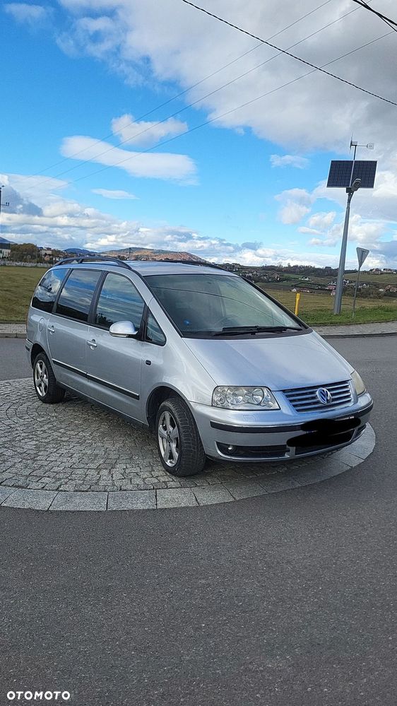 Volkswagen Sharan 1.9 TDI Comfortline - 1