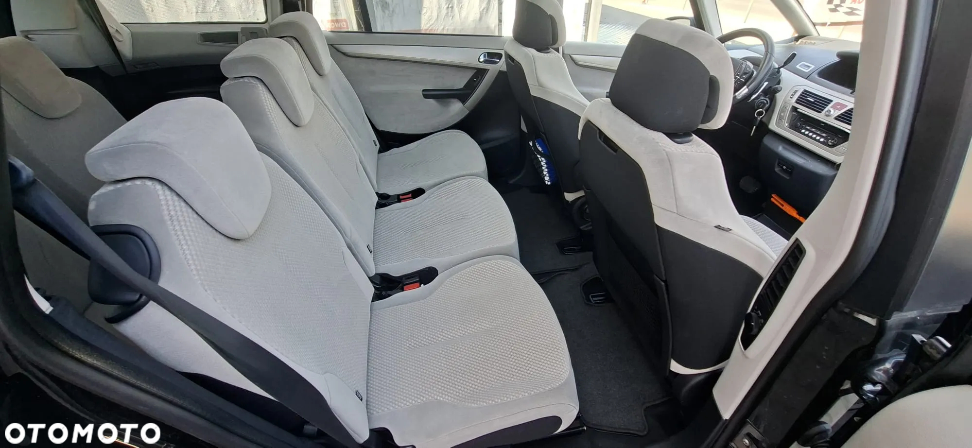 Citroën C4 Picasso 2.0i Impress Exclusive MCP - 24
