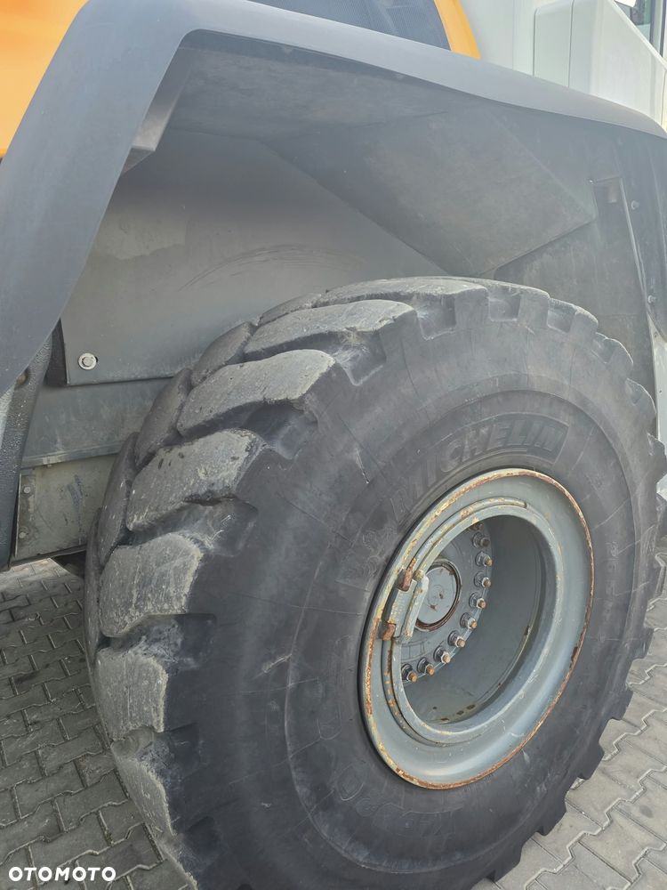 Liebherr L580 XPOWER - 15