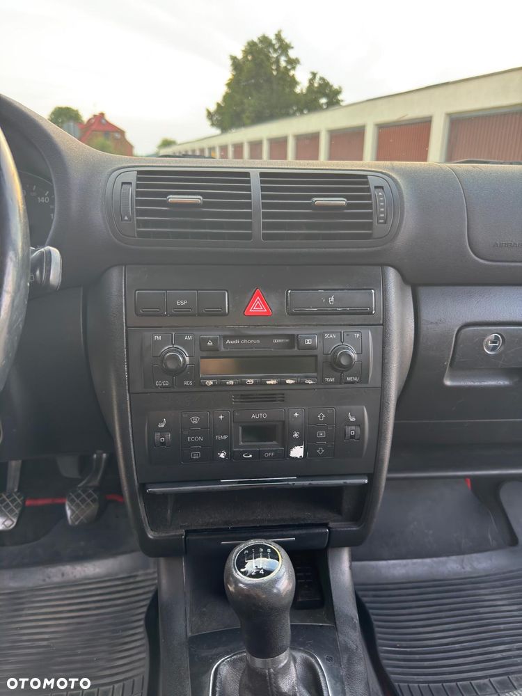 Audi A3 Sportback 1.9 TDI Ambiente - 12