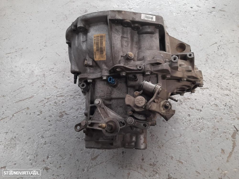 CAIXA VELOCIDADES NISSAN PRIMERA 2004 - 4