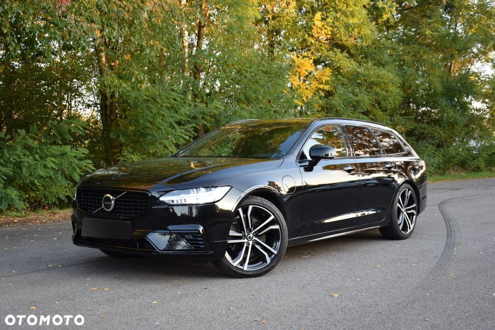 Volvo V90 T8 AWD Plug-In Hybrid R-Design - 1
