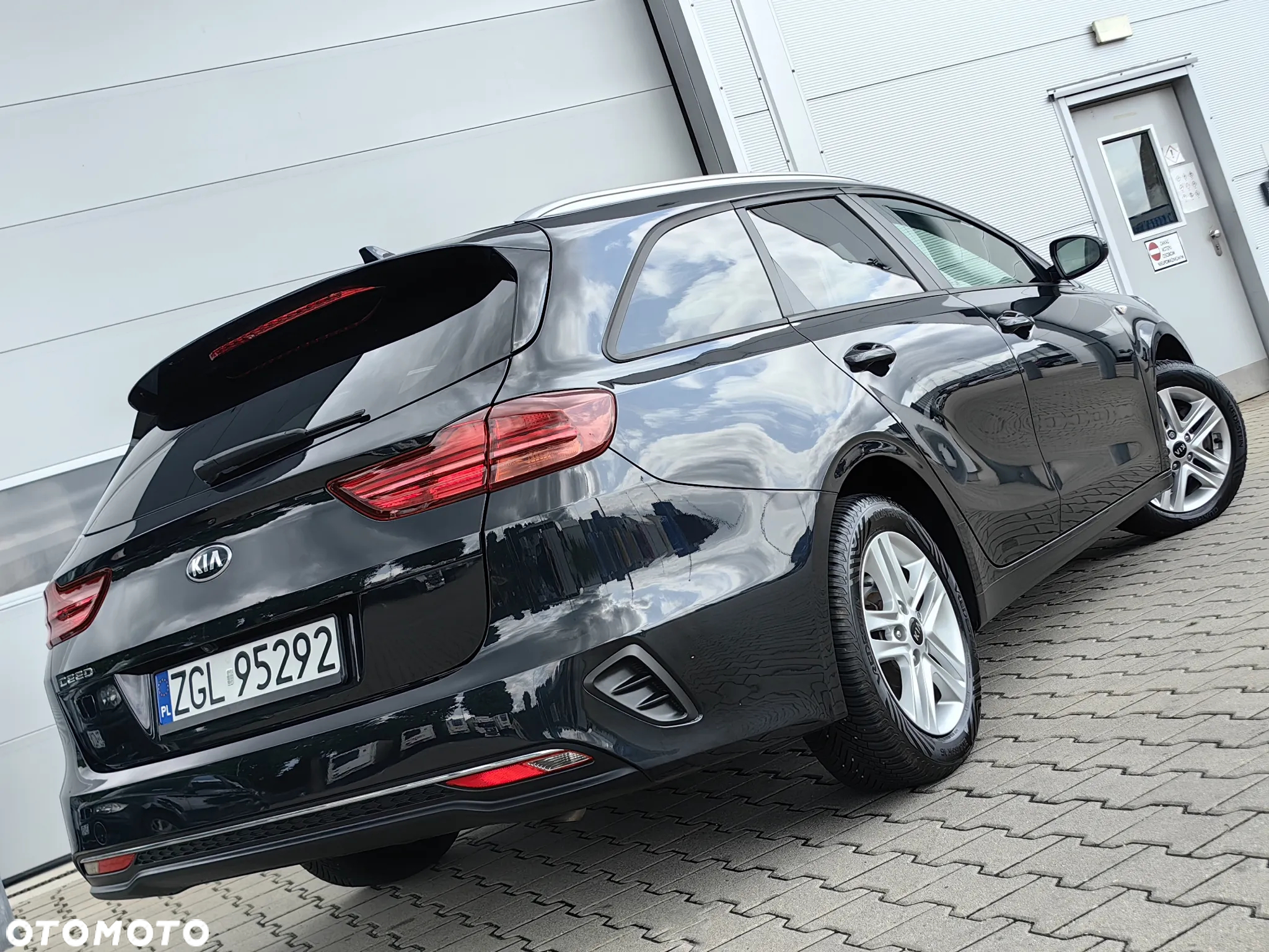 Opel Astra 1.2 Turbo Edition - 33