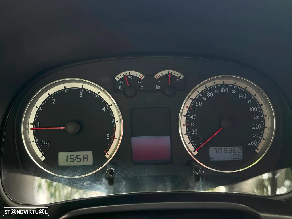 VW Golf Variant 1.9 TDi Highline - 14