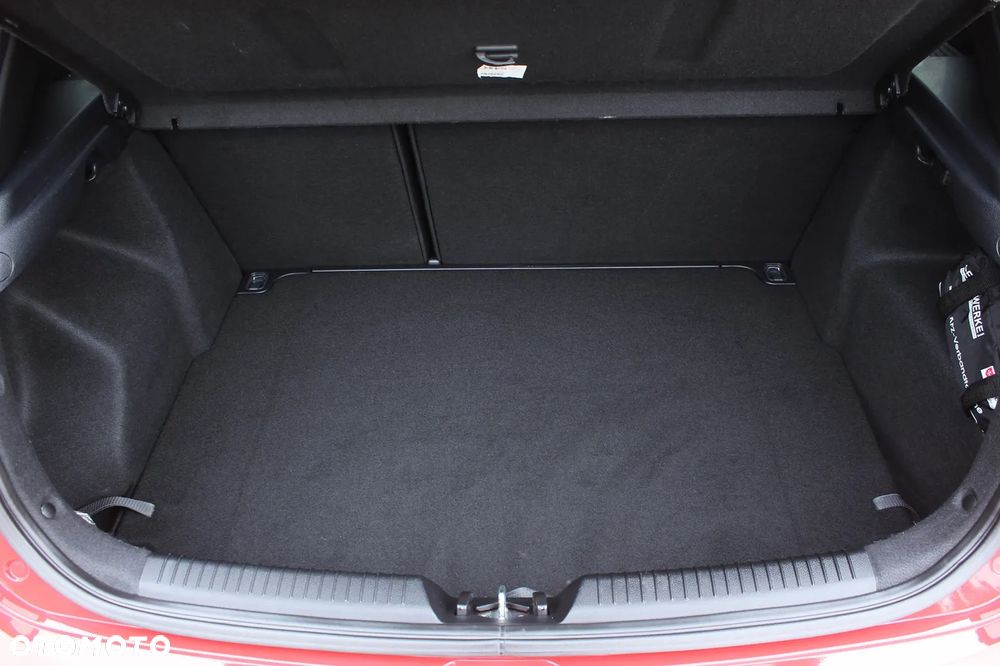 Kia Ceed 1.6 T-GDI GT-Challenge - 35