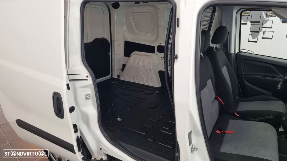 Fiat doblo  1.6 m-jet2 3 lug. - 23