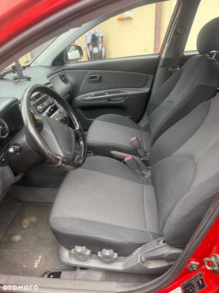 Kia Rio 1.5 CRDi City - 7
