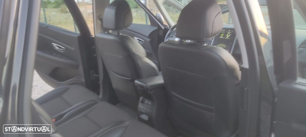 Renault Grand Scénic - 15