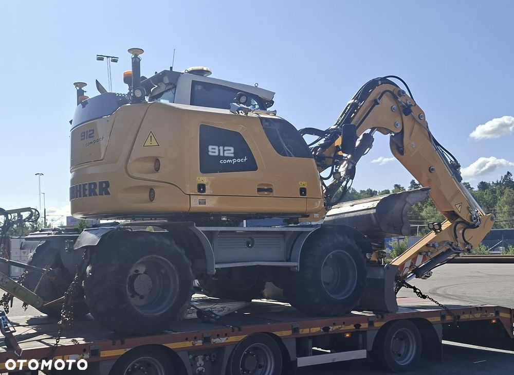 Liebherr 912 COMPACT!! System LEICA 3D!! Rototilt!! - 2