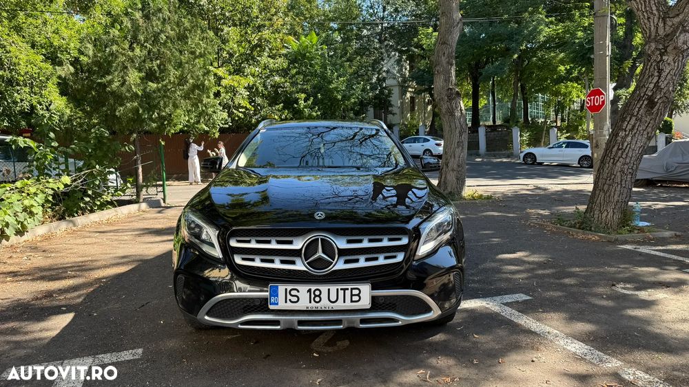 Mercedes-Benz GLA 180 7G-DCT StreetStyle - 2