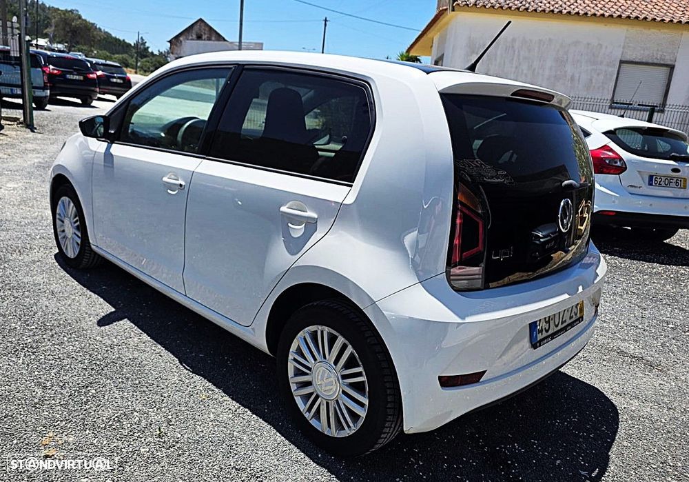 VW Up! - 4
