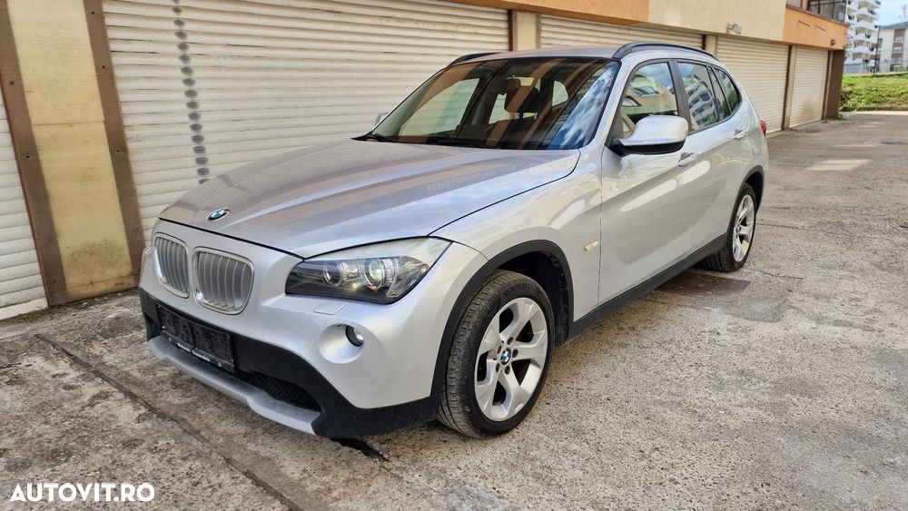 BMW X1 xDrive18d Sport Line - 1