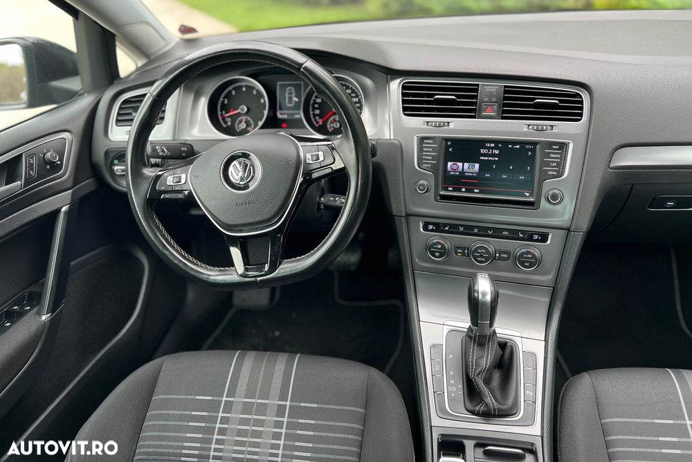 Volkswagen Golf 1.4 TSI BlueMotion Technology DSG Lounge - 13