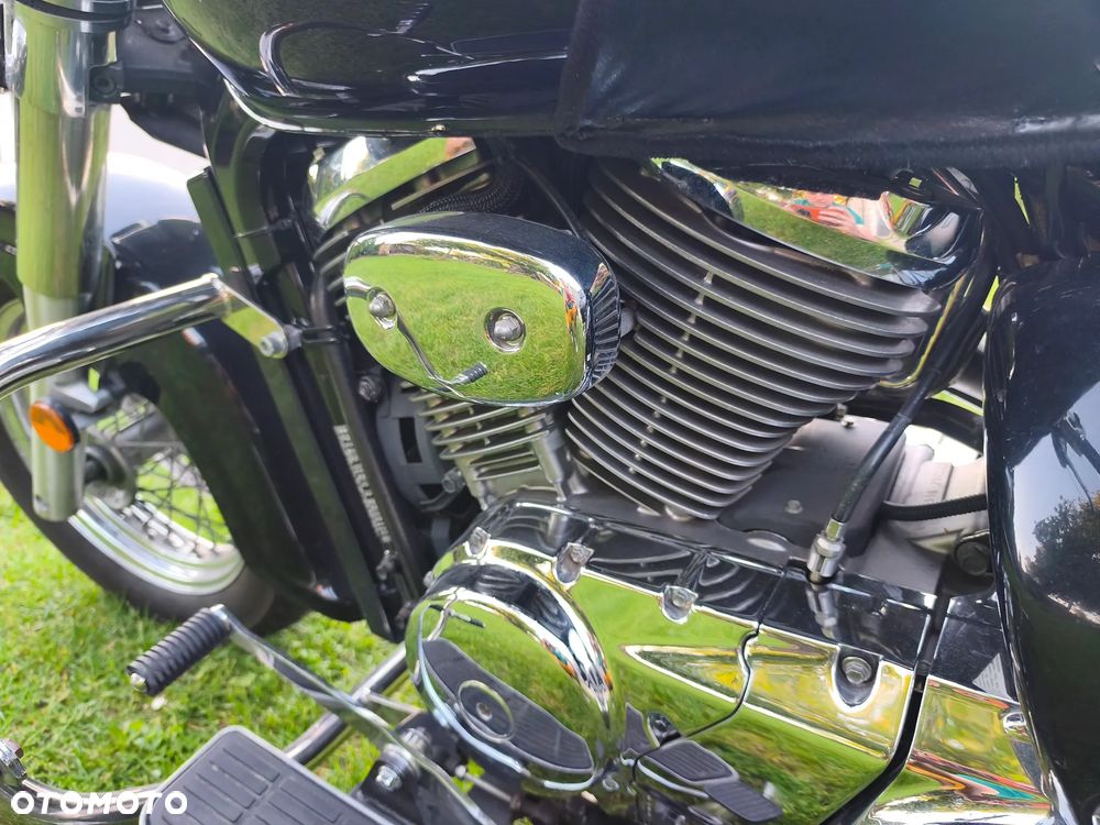 Suzuki VL 800 Volusia - Boulevard C50 - 22