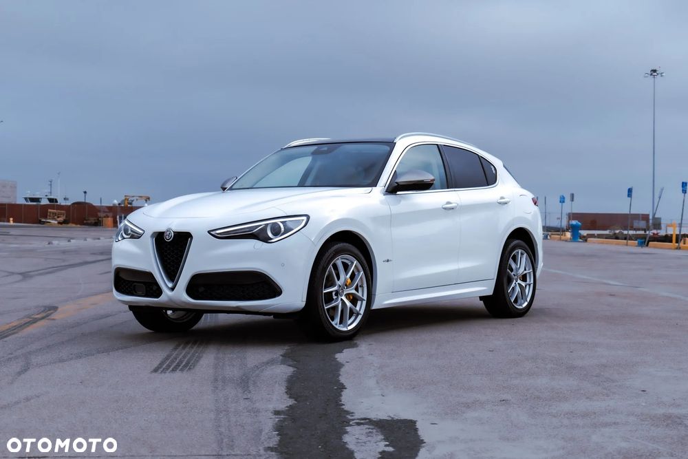 Alfa Romeo Stelvio 2.0 Turbo TI Q4 - 1