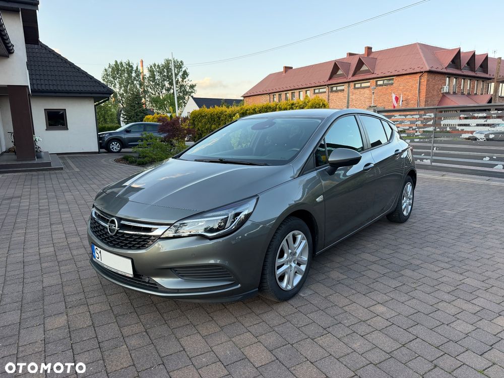 Opel Astra 1.4 Turbo Edition - 1