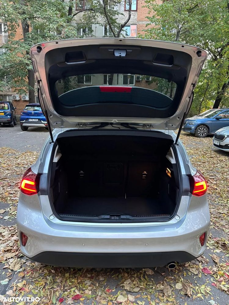 Ford Focus 1.0 EcoBoost Titanium - 9