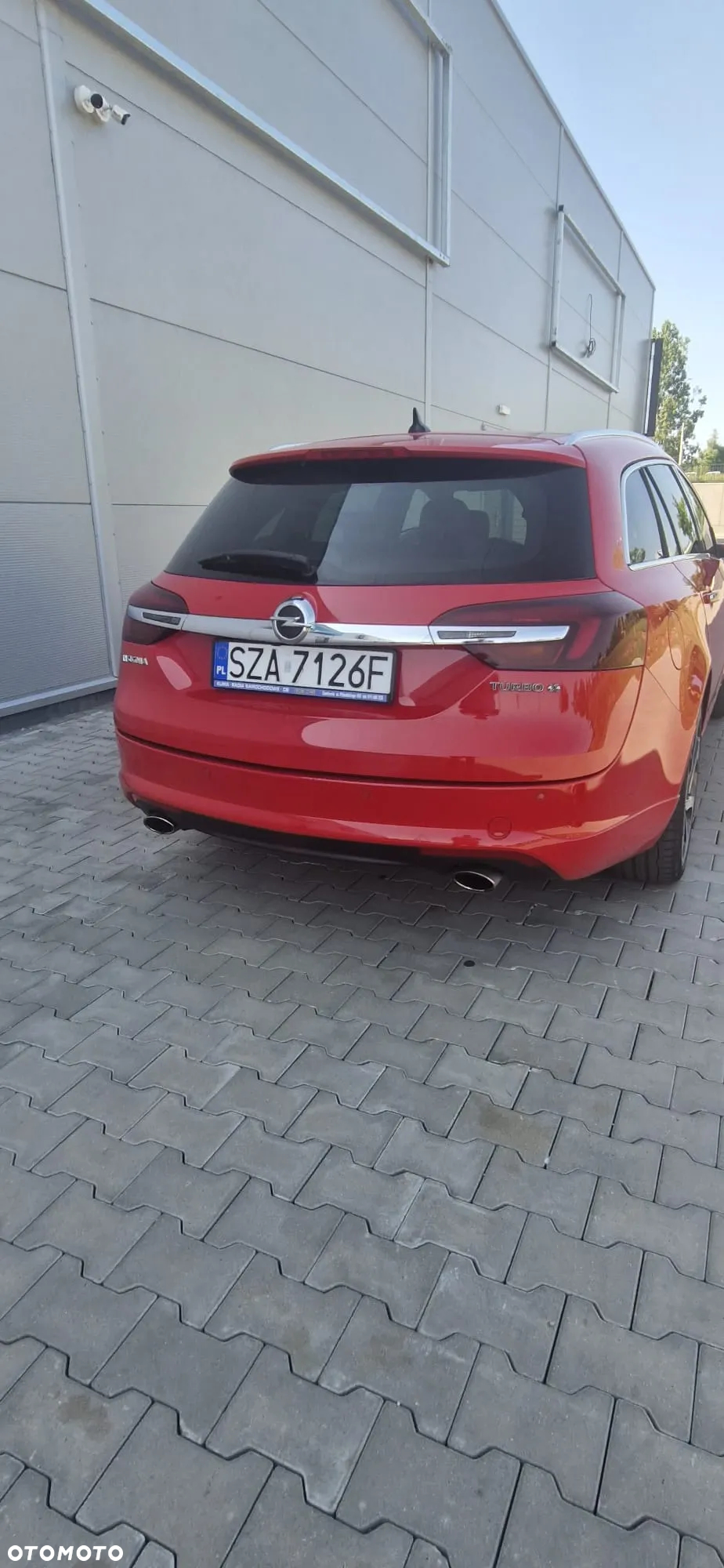 Opel Insignia 2.0 Turbo Sports Tourer 4x4 Automatik - 4