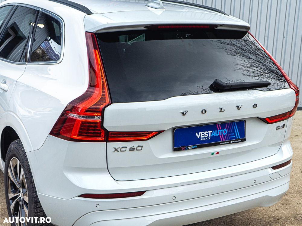 Volvo XC 60 B4 D AWD Geartronic Momentum - 40