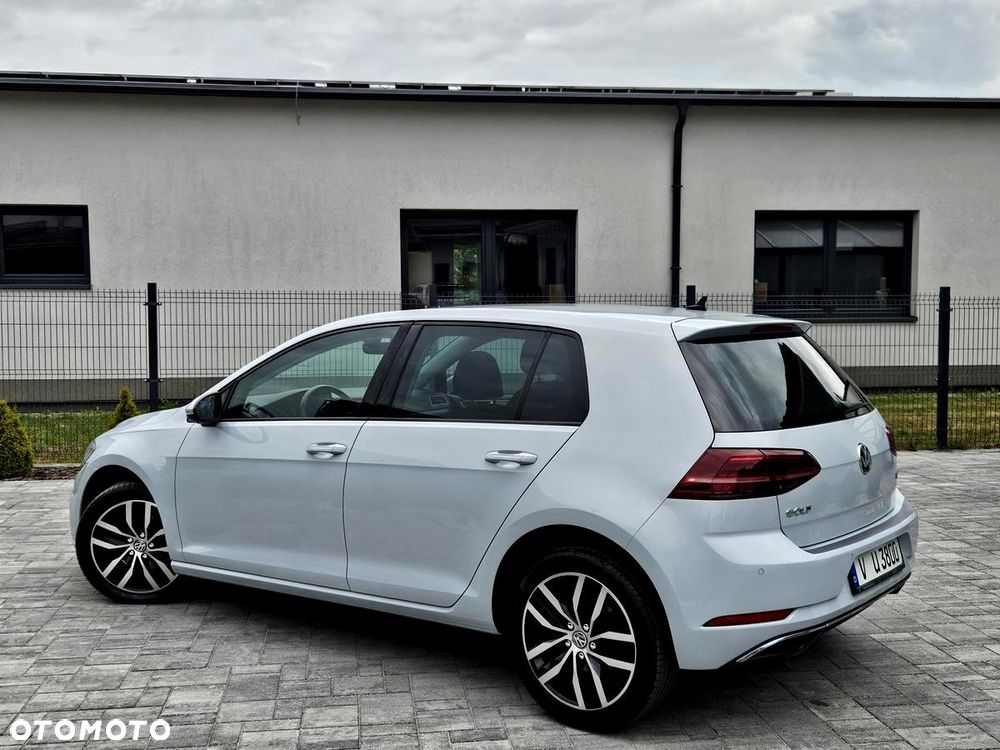 Volkswagen Golf 1.6 TDI SCR Comfortline - 8