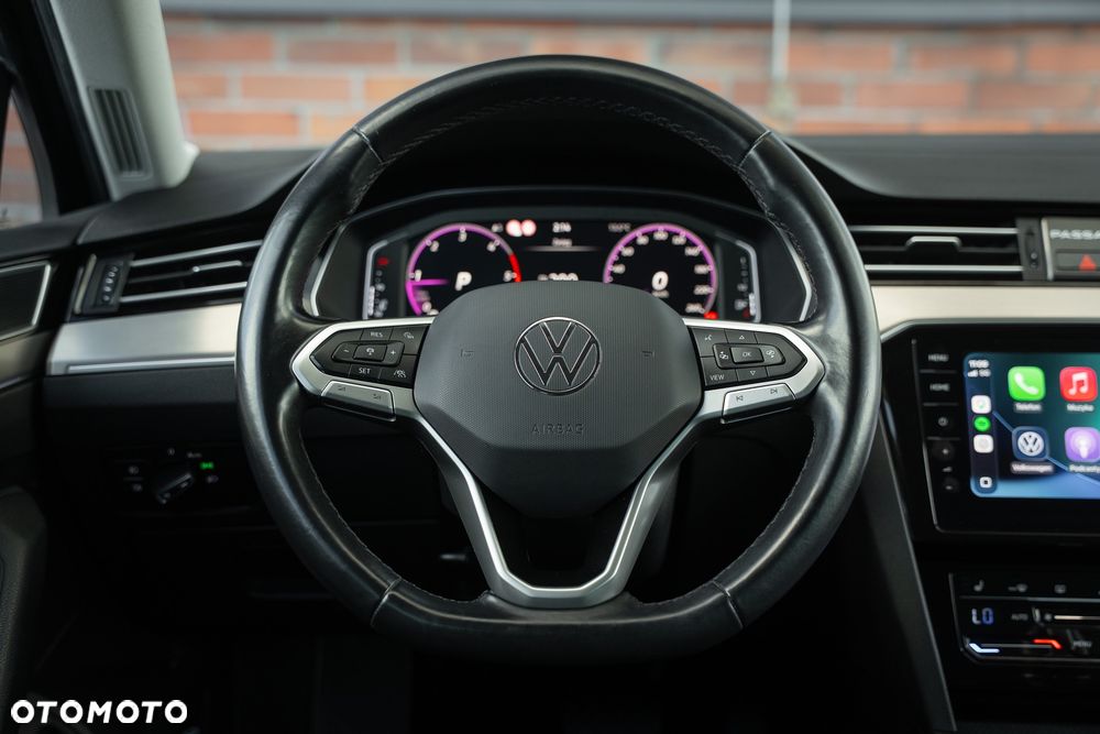 Volkswagen Passat 2.0 TDI SCR Highline DSG - 30