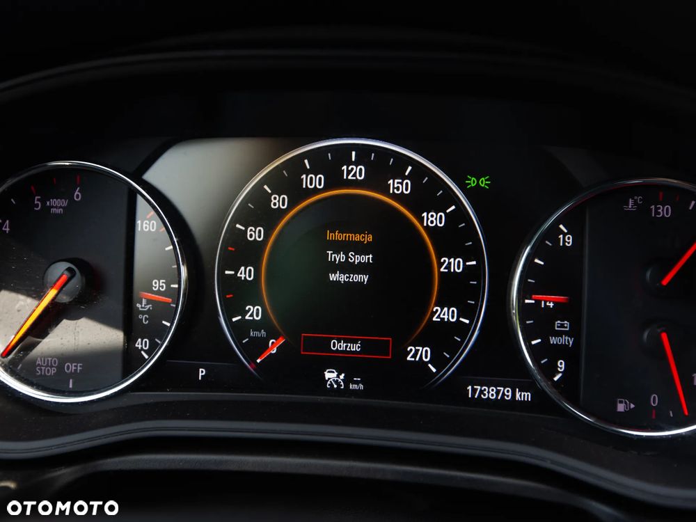 Opel Insignia 2.0 BiTurbo 4x4 Exclusive - 28