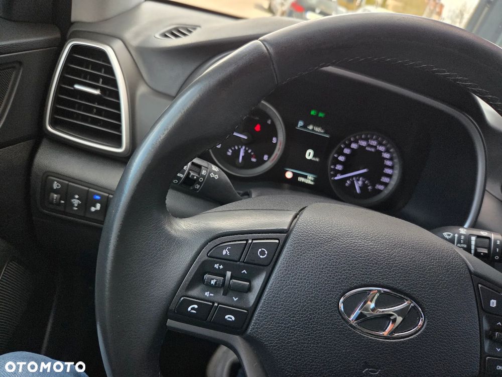 Hyundai Tucson blue 1.6 CRDi 2WD DCT Premium - 35