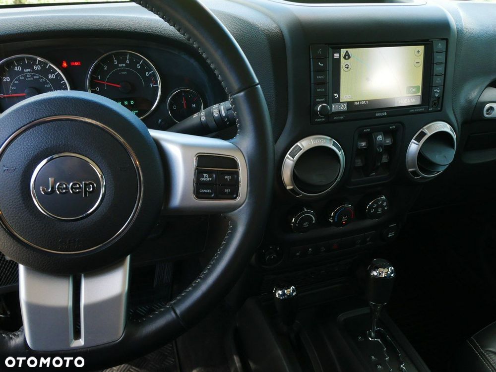 Jeep Wrangler 3.6 Unlim X - 16