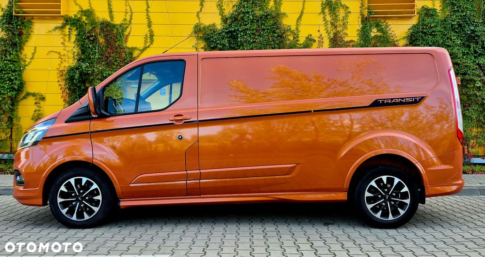 Ford Custom - 10