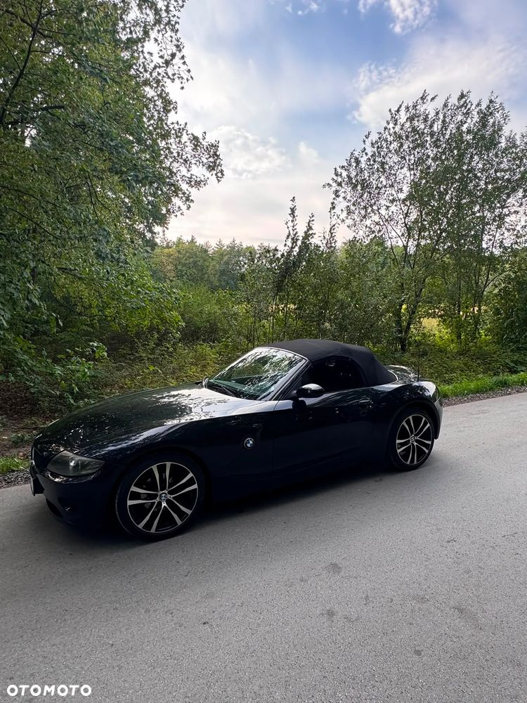 BMW Z4 2.2i - 1