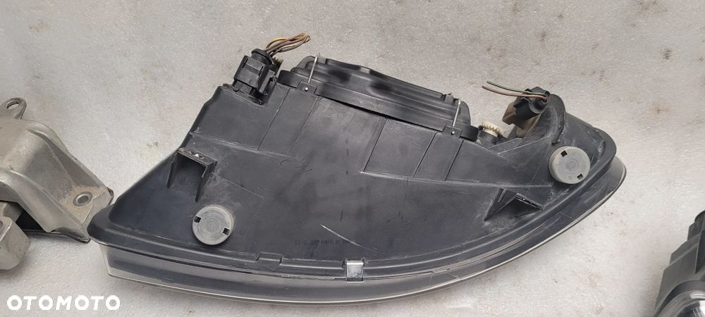 LAMPY PRZÓD SEAT LEON - 4