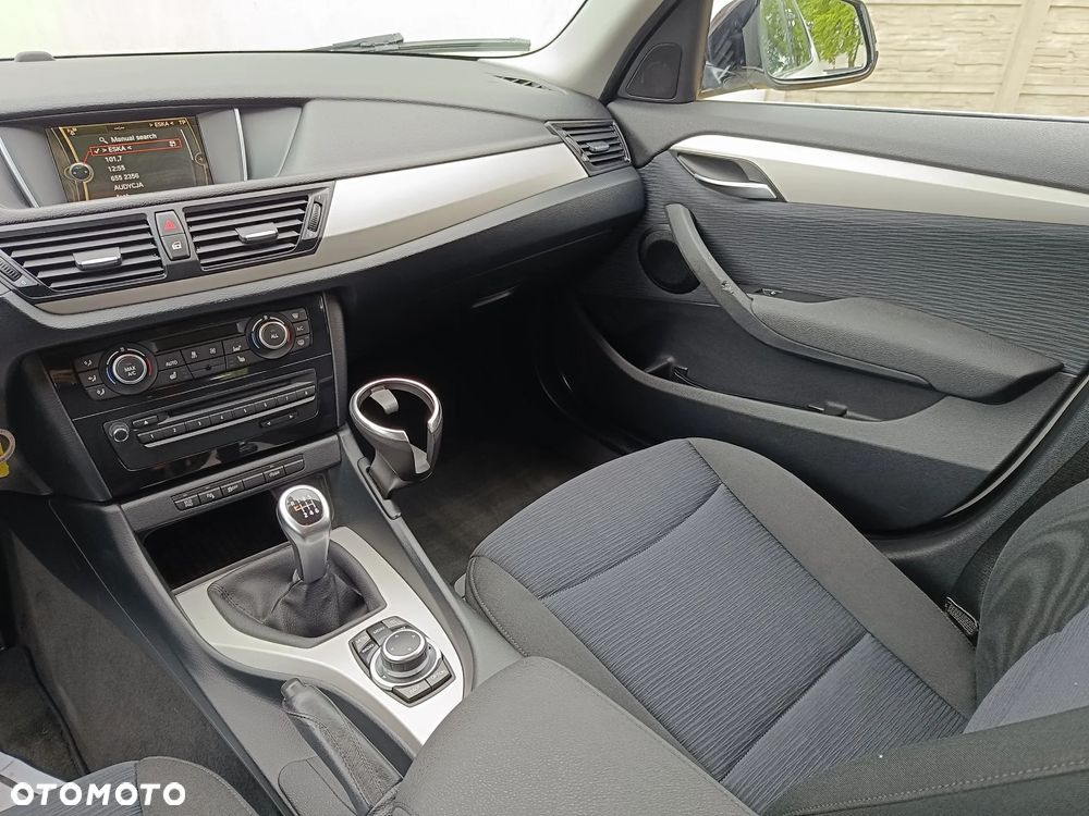BMW X1 sDrive18d xLine - 20