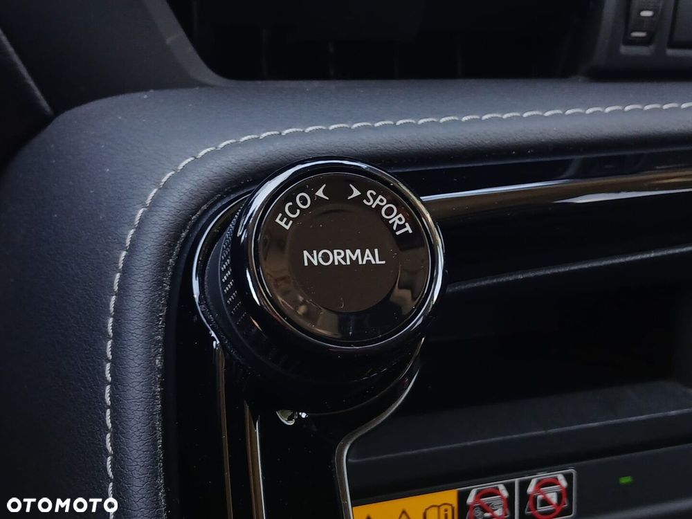 Lexus NX 350h Prestige AWD - 28