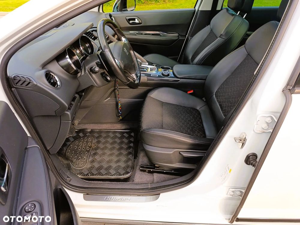 Peugeot 3008 2.0 HDi Allure - 28