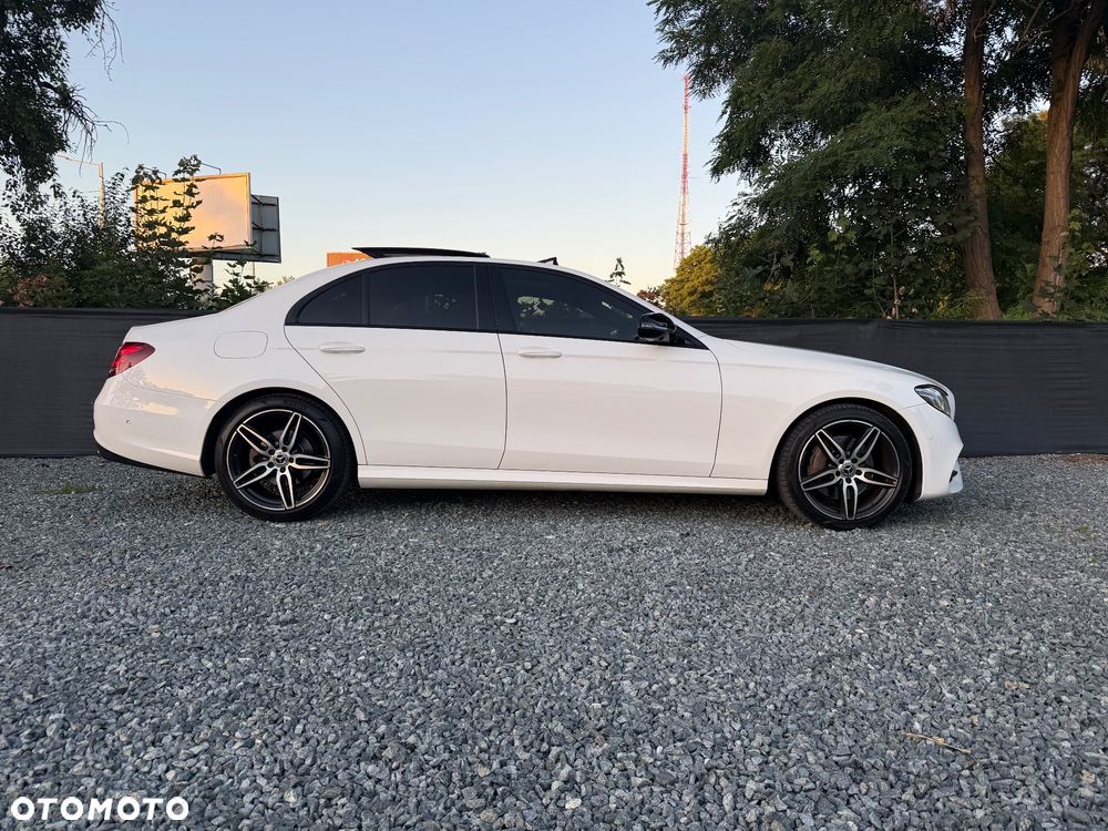 Mercedes-Benz Klasa E 220 d 4-Matic 9G-TRONIC - 4