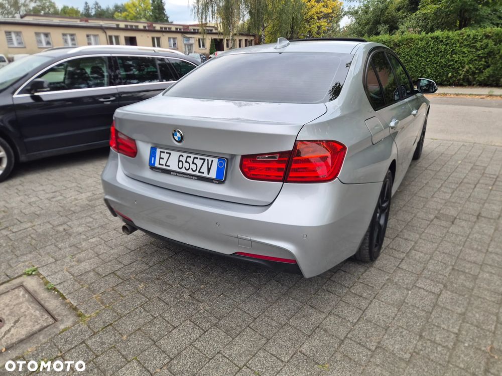 BMW Seria 3 320d xDrive Sport Line - 4